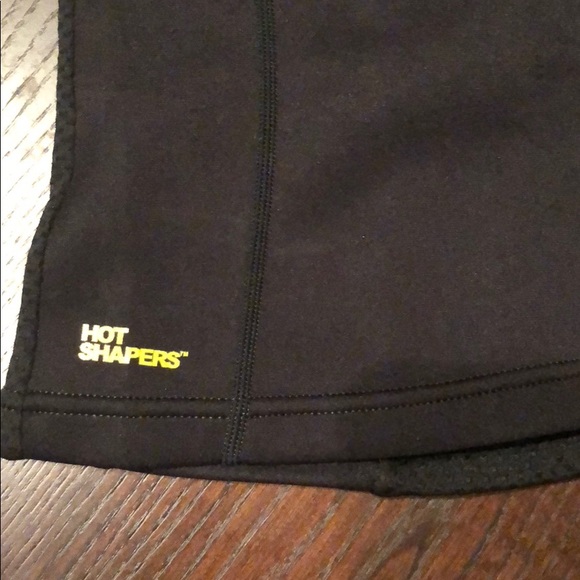 Hot Shaper - small Racker Back tank NWT - Picture 4 of 6